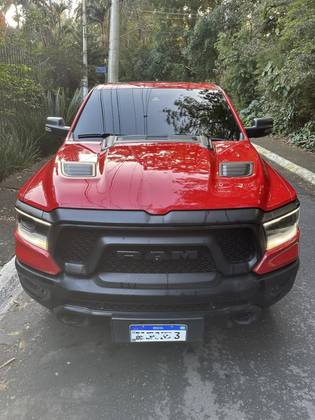 RAM 1500 5.7 V8 GASOLINA REBEL CD 4X4 AUTOMÁTICO